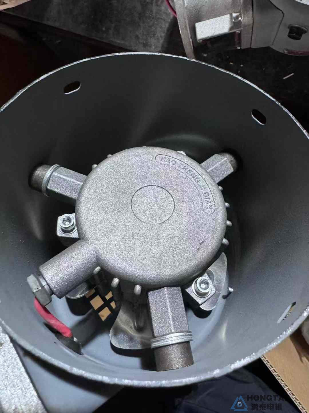 YVFE2-250M-4电机配低噪音风机